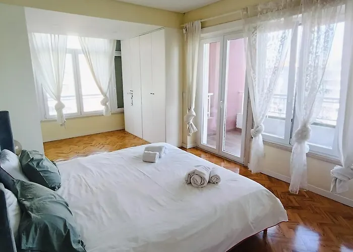 Διαμέρισμα Duplex For 8 *