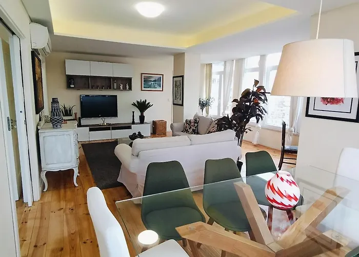 Διαμέρισμα Duplex For 8 *