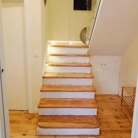 Duplex For 8 Apartment