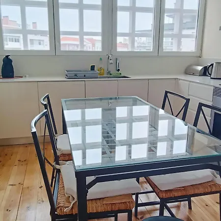 Apartment Duplex For 8 *
