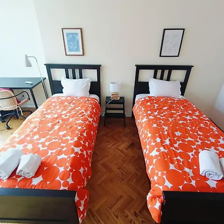 Duplex For 8 * Лісабон