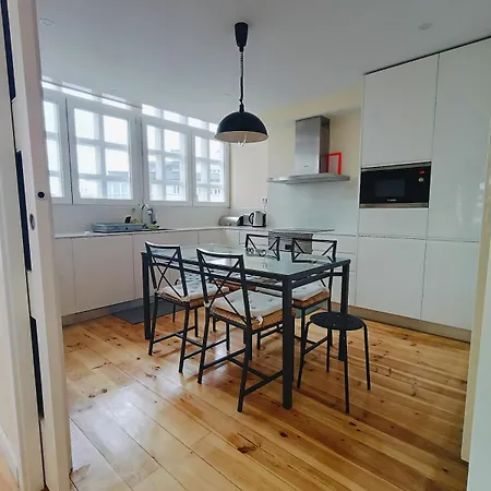 Duplex For 8 *